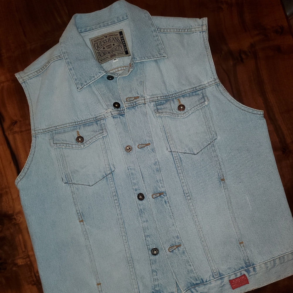 🤩VINTAGE🔥 GUESS DISTRESSED JEAN VEST!!! LIKE NEW!!!